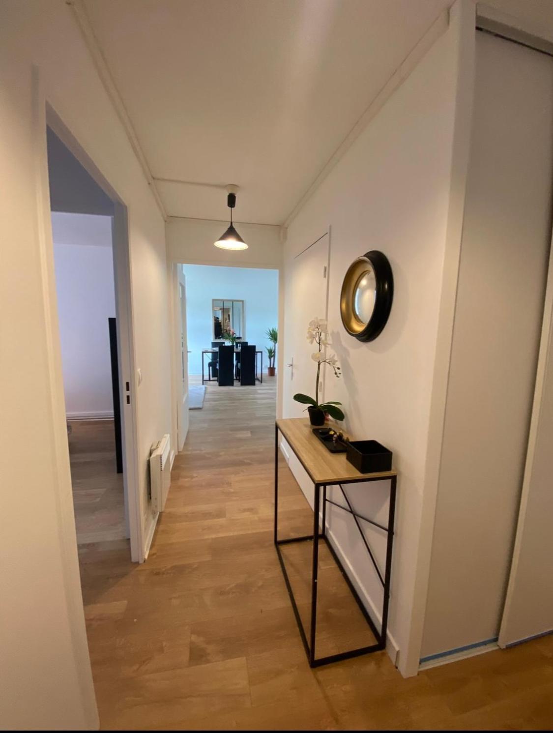 Appartement 59M2 Professionnel Ou Familial Saint Quentin En Yvelines Montigny-le-Bretonneux Bagian luar foto